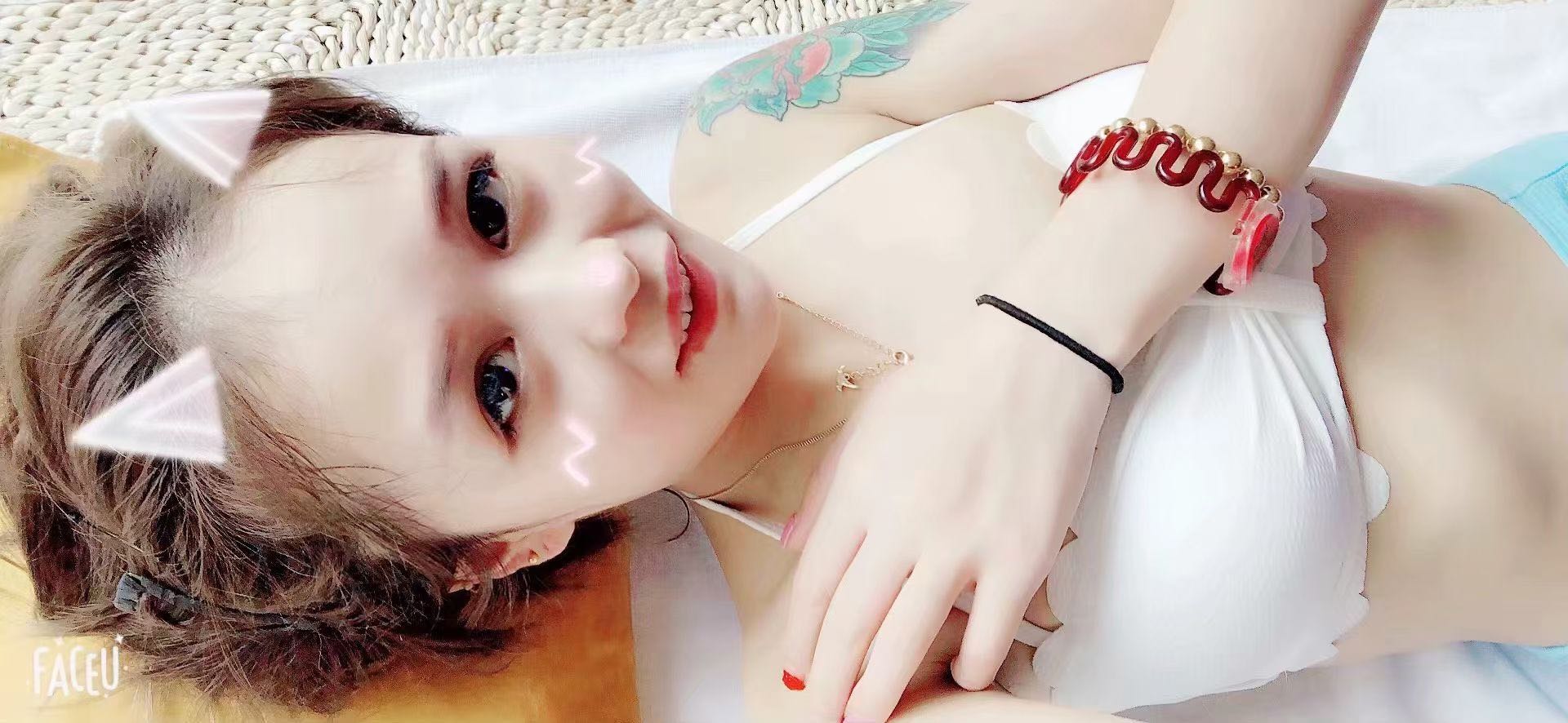 津南小花猫身材很好